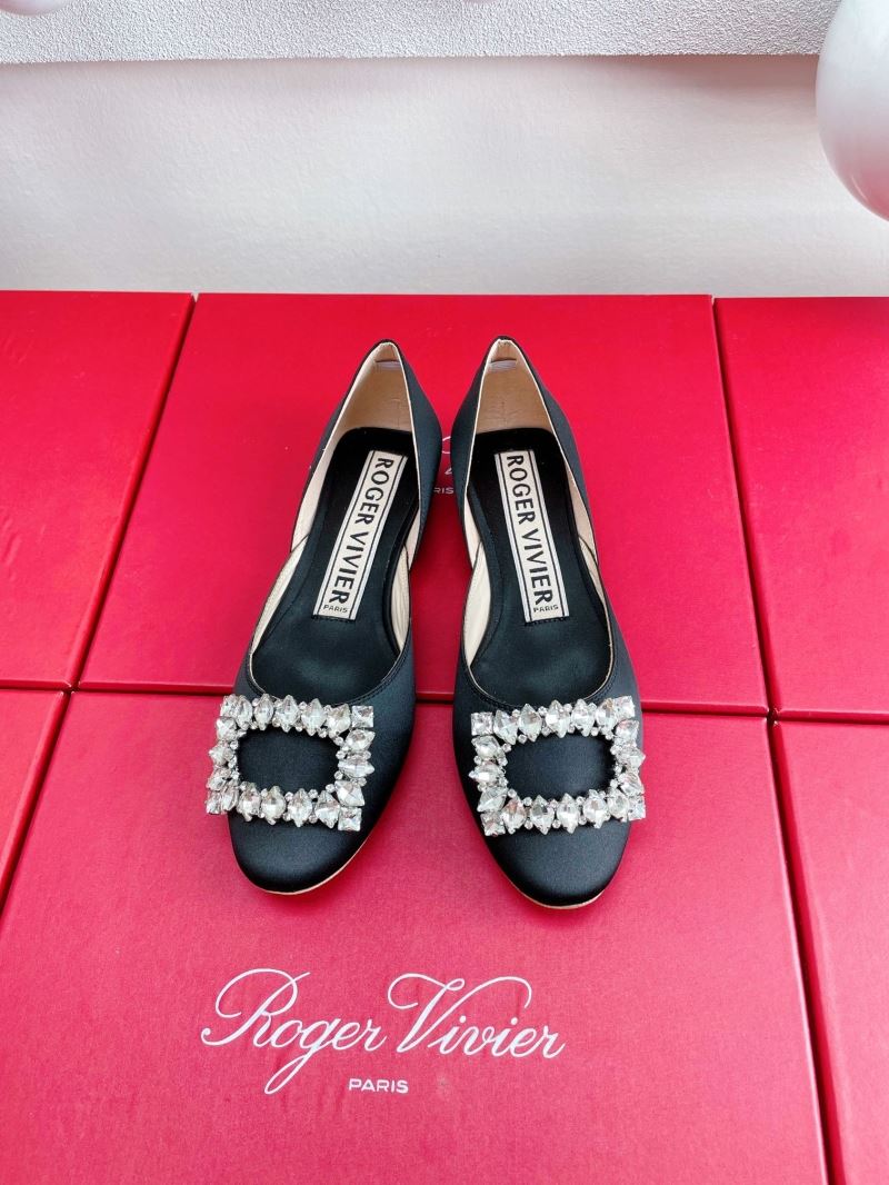 Roger Vivier flat shoes